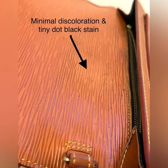 LOUIS VUITTON CLUTCH BAG SELLIER DRAGONNE BROWN EPI WITH KEY🌟 AUTHENTIC 🌟 - Picture 9 of 16